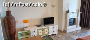 [P12] Zona de living. » foto by tata123 🔱
 - 
<span class="allrVoted glyphicon glyphicon-heart hidden" id="av1496862"></span>
<a class="m-l-10 hidden" id="sv1496862" onclick="voting_Foto_DelVot(,1496862,26696)" role="button">șterge vot <span class="glyphicon glyphicon-remove"></span></a>
<a id="v91496862" class=" c-red"  onclick="voting_Foto_SetVot(1496862)" role="button"><span class="glyphicon glyphicon-heart-empty"></span> <b>LIKE</b> = Votează poza</a> <img class="hidden"  id="f1496862W9" src="/imagini/loader.gif" border="0" /><span class="AjErrMes hidden" id="e1496862ErM"></span>