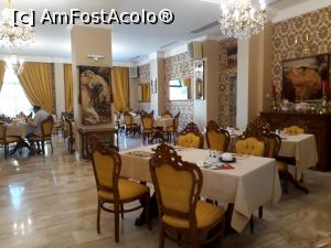 [P33] The Arlington Craiova. Salonul de mic dejun. » foto by Floria
 - 
<span class="allrVoted glyphicon glyphicon-heart hidden" id="av1219051"></span>
<a class="m-l-10 hidden" id="sv1219051" onclick="voting_Foto_DelVot(,1219051,26759)" role="button">șterge vot <span class="glyphicon glyphicon-remove"></span></a>
<a id="v91219051" class=" c-red"  onclick="voting_Foto_SetVot(1219051)" role="button"><span class="glyphicon glyphicon-heart-empty"></span> <b>LIKE</b> = Votează poza</a> <img class="hidden"  id="f1219051W9" src="/imagini/loader.gif" border="0" /><span class="AjErrMes hidden" id="e1219051ErM"></span>