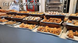 [P24] decor in seara zilei de 31.12 in restaurantul Soprano » foto by artemisa24
 - 
<span class="allrVoted glyphicon glyphicon-heart hidden" id="av1515125"></span>
<a class="m-l-10 hidden" id="sv1515125" onclick="voting_Foto_DelVot(,1515125,26773)" role="button">șterge vot <span class="glyphicon glyphicon-remove"></span></a>
<a id="v91515125" class=" c-red"  onclick="voting_Foto_SetVot(1515125)" role="button"><span class="glyphicon glyphicon-heart-empty"></span> <b>LIKE</b> = Votează poza</a> <img class="hidden"  id="f1515125W9" src="/imagini/loader.gif" border="0" /><span class="AjErrMes hidden" id="e1515125ErM"></span>