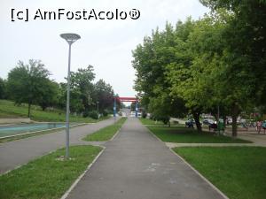 [P45] După două ore, ne-am îndreptat către ieşirea din parcul Dumbrava! Zoo Călăraşi - am fost acolo şi ne-a plăcut!  » foto by Floryn81
 - 
<span class="allrVoted glyphicon glyphicon-heart hidden" id="av865624"></span>
<a class="m-l-10 hidden" id="sv865624" onclick="voting_Foto_DelVot(,865624,26802)" role="button">șterge vot <span class="glyphicon glyphicon-remove"></span></a>
<a id="v9865624" class=" c-red"  onclick="voting_Foto_SetVot(865624)" role="button"><span class="glyphicon glyphicon-heart-empty"></span> <b>LIKE</b> = Votează poza</a> <img class="hidden"  id="f865624W9" src="/imagini/loader.gif" border="0" /><span class="AjErrMes hidden" id="e865624ErM"></span>