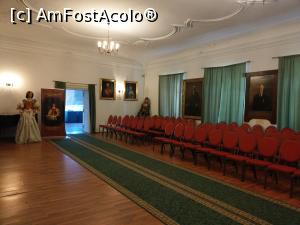 [P43] Castelul B&eacute;thlen-Magna Curia, Sala Mare, privită din cealaltă parte. » foto by maryka
 - 
<span class="allrVoted glyphicon glyphicon-heart hidden" id="av1230016"></span>
<a class="m-l-10 hidden" id="sv1230016" onclick="voting_Foto_DelVot(,1230016,26859)" role="button">șterge vot <span class="glyphicon glyphicon-remove"></span></a>
<a id="v91230016" class=" c-red"  onclick="voting_Foto_SetVot(1230016)" role="button"><span class="glyphicon glyphicon-heart-empty"></span> <b>LIKE</b> = Votează poza</a> <img class="hidden"  id="f1230016W9" src="/imagini/loader.gif" border="0" /><span class="AjErrMes hidden" id="e1230016ErM"></span>