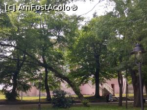 [P05] Castelul B&eacute;thlen-Magna Curia, vedere din parcul cetății, spre scările monumentale din partea estică. » foto by maryka
 - 
<span class="allrVoted glyphicon glyphicon-heart hidden" id="av1229978"></span>
<a class="m-l-10 hidden" id="sv1229978" onclick="voting_Foto_DelVot(,1229978,26859)" role="button">șterge vot <span class="glyphicon glyphicon-remove"></span></a>
<a id="v91229978" class=" c-red"  onclick="voting_Foto_SetVot(1229978)" role="button"><span class="glyphicon glyphicon-heart-empty"></span> <b>LIKE</b> = Votează poza</a> <img class="hidden"  id="f1229978W9" src="/imagini/loader.gif" border="0" /><span class="AjErrMes hidden" id="e1229978ErM"></span>