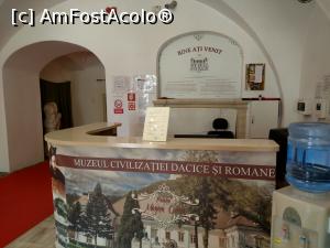 [P09] Castelul B&eacute;thlen-Magna Curia, intrare Muzeul Civilizației Dacice și Romane. » foto by maryka
 - 
<span class="allrVoted glyphicon glyphicon-heart hidden" id="av1229982"></span>
<a class="m-l-10 hidden" id="sv1229982" onclick="voting_Foto_DelVot(,1229982,26859)" role="button">șterge vot <span class="glyphicon glyphicon-remove"></span></a>
<a id="v91229982" class=" c-red"  onclick="voting_Foto_SetVot(1229982)" role="button"><span class="glyphicon glyphicon-heart-empty"></span> <b>LIKE</b> = Votează poza</a> <img class="hidden"  id="f1229982W9" src="/imagini/loader.gif" border="0" /><span class="AjErrMes hidden" id="e1229982ErM"></span>