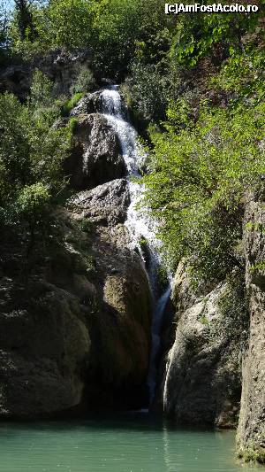 [P08] Cascada Hotnitsa - Kaya Bunar / În apă pletele-i curg râu...  » foto by bog68
 - 
<span class="allrVoted glyphicon glyphicon-heart hidden" id="av366327"></span>
<a class="m-l-10 hidden" id="sv366327" onclick="voting_Foto_DelVot(,366327,26861)" role="button">șterge vot <span class="glyphicon glyphicon-remove"></span></a>
<a id="v9366327" class=" c-red"  onclick="voting_Foto_SetVot(366327)" role="button"><span class="glyphicon glyphicon-heart-empty"></span> <b>LIKE</b> = Votează poza</a> <img class="hidden"  id="f366327W9" src="/imagini/loader.gif" border="0" /><span class="AjErrMes hidden" id="e366327ErM"></span>