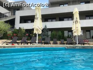 [P12] In piscina » foto by AZE
 - 
<span class="allrVoted glyphicon glyphicon-heart hidden" id="av1236192"></span>
<a class="m-l-10 hidden" id="sv1236192" onclick="voting_Foto_DelVot(,1236192,26910)" role="button">șterge vot <span class="glyphicon glyphicon-remove"></span></a>
<a id="v91236192" class=" c-red"  onclick="voting_Foto_SetVot(1236192)" role="button"><span class="glyphicon glyphicon-heart-empty"></span> <b>LIKE</b> = Votează poza</a> <img class="hidden"  id="f1236192W9" src="/imagini/loader.gif" border="0" /><span class="AjErrMes hidden" id="e1236192ErM"></span>