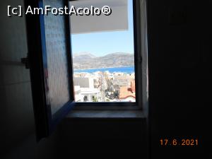 [P14] Vedere de pe fereastră, din baie » foto by irinad
 - 
<span class="allrVoted glyphicon glyphicon-heart hidden" id="av1237318"></span>
<a class="m-l-10 hidden" id="sv1237318" onclick="voting_Foto_DelVot(,1237318,26918)" role="button">șterge vot <span class="glyphicon glyphicon-remove"></span></a>
<a id="v91237318" class=" c-red"  onclick="voting_Foto_SetVot(1237318)" role="button"><span class="glyphicon glyphicon-heart-empty"></span> <b>LIKE</b> = Votează poza</a> <img class="hidden"  id="f1237318W9" src="/imagini/loader.gif" border="0" /><span class="AjErrMes hidden" id="e1237318ErM"></span>
