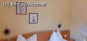 [P17] 17. Tablouri-decor, deasupra patului. » foto by doinafil
 - 
<span class="allrVoted glyphicon glyphicon-heart hidden" id="av1240282"></span>
<a class="m-l-10 hidden" id="sv1240282" onclick="voting_Foto_DelVot(,1240282,26945)" role="button">șterge vot <span class="glyphicon glyphicon-remove"></span></a>
<a id="v91240282" class=" c-red"  onclick="voting_Foto_SetVot(1240282)" role="button"><span class="glyphicon glyphicon-heart-empty"></span> <b>LIKE</b> = Votează poza</a> <img class="hidden"  id="f1240282W9" src="/imagini/loader.gif" border="0" /><span class="AjErrMes hidden" id="e1240282ErM"></span>