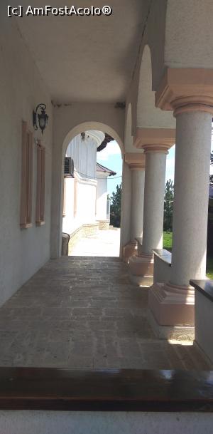 [P21] Mănăstirea Balaciu, Ialomița » foto by Mioritik
 - 
<span class="allrVoted glyphicon glyphicon-heart hidden" id="av1242424"></span>
<a class="m-l-10 hidden" id="sv1242424" onclick="voting_Foto_DelVot(,1242424,26966)" role="button">șterge vot <span class="glyphicon glyphicon-remove"></span></a>
<a id="v91242424" class=" c-red"  onclick="voting_Foto_SetVot(1242424)" role="button"><span class="glyphicon glyphicon-heart-empty"></span> <b>LIKE</b> = Votează poza</a> <img class="hidden"  id="f1242424W9" src="/imagini/loader.gif" border="0" /><span class="AjErrMes hidden" id="e1242424ErM"></span>