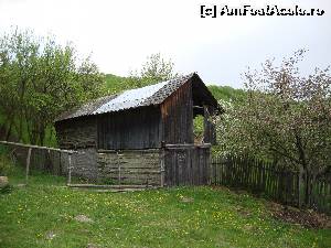 [P32] La plecare admirăm câteva locuințe și anexe gospodărești din zonă.  » foto by Floryn81
 - 
<span class="allrVoted glyphicon glyphicon-heart hidden" id="av637180"></span>
<a class="m-l-10 hidden" id="sv637180" onclick="voting_Foto_DelVot(,637180,27078)" role="button">șterge vot <span class="glyphicon glyphicon-remove"></span></a>
<a id="v9637180" class=" c-red"  onclick="voting_Foto_SetVot(637180)" role="button"><span class="glyphicon glyphicon-heart-empty"></span> <b>LIKE</b> = Votează poza</a> <img class="hidden"  id="f637180W9" src="/imagini/loader.gif" border="0" /><span class="AjErrMes hidden" id="e637180ErM"></span>