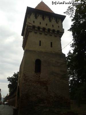 [P07] UNUL DIN TURNURILE DIN SIBIU » foto by danadana*
 - 
<span class="allrVoted glyphicon glyphicon-heart hidden" id="av567531"></span>
<a class="m-l-10 hidden" id="sv567531" onclick="voting_Foto_DelVot(,567531,27170)" role="button">șterge vot <span class="glyphicon glyphicon-remove"></span></a>
<a id="v9567531" class=" c-red"  onclick="voting_Foto_SetVot(567531)" role="button"><span class="glyphicon glyphicon-heart-empty"></span> <b>LIKE</b> = Votează poza</a> <img class="hidden"  id="f567531W9" src="/imagini/loader.gif" border="0" /><span class="AjErrMes hidden" id="e567531ErM"></span>