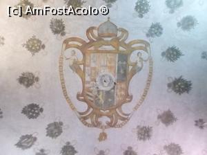 [P09] Stema orașului Milano, cu alte adosuri, aflată în muzeu, pe tavanul unei săli. » foto by mihaelavoicu
 - 
<span class="allrVoted glyphicon glyphicon-heart hidden" id="av1266428"></span>
<a class="m-l-10 hidden" id="sv1266428" onclick="voting_Foto_DelVot(,1266428,27191)" role="button">șterge vot <span class="glyphicon glyphicon-remove"></span></a>
<a id="v91266428" class=" c-red"  onclick="voting_Foto_SetVot(1266428)" role="button"><span class="glyphicon glyphicon-heart-empty"></span> <b>LIKE</b> = Votează poza</a> <img class="hidden"  id="f1266428W9" src="/imagini/loader.gif" border="0" /><span class="AjErrMes hidden" id="e1266428ErM"></span>