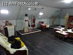[P17] Expoziție etnografică în mansarda cramei.  » foto by tata123 🔱
 - 
<span class="allrVoted glyphicon glyphicon-heart hidden" id="av917370"></span>
<a class="m-l-10 hidden" id="sv917370" onclick="voting_Foto_DelVot(,917370,27219)" role="button">șterge vot <span class="glyphicon glyphicon-remove"></span></a>
<a id="v9917370" class=" c-red"  onclick="voting_Foto_SetVot(917370)" role="button"><span class="glyphicon glyphicon-heart-empty"></span> <b>LIKE</b> = Votează poza</a> <img class="hidden"  id="f917370W9" src="/imagini/loader.gif" border="0" /><span class="AjErrMes hidden" id="e917370ErM"></span>