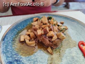 [P16] Restaurant Veverița - papa bun » foto by crismis
 - 
<span class="allrVoted glyphicon glyphicon-heart hidden" id="av1391765"></span>
<a class="m-l-10 hidden" id="sv1391765" onclick="voting_Foto_DelVot(,1391765,27280)" role="button">șterge vot <span class="glyphicon glyphicon-remove"></span></a>
<a id="v91391765" class=" c-red"  onclick="voting_Foto_SetVot(1391765)" role="button"><span class="glyphicon glyphicon-heart-empty"></span> <b>LIKE</b> = Votează poza</a> <img class="hidden"  id="f1391765W9" src="/imagini/loader.gif" border="0" /><span class="AjErrMes hidden" id="e1391765ErM"></span>