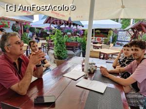 [P04] Restaurant Veverița - terasă » foto by crismis
 - 
<span class="allrVoted glyphicon glyphicon-heart hidden" id="av1391753"></span>
<a class="m-l-10 hidden" id="sv1391753" onclick="voting_Foto_DelVot(,1391753,27280)" role="button">șterge vot <span class="glyphicon glyphicon-remove"></span></a>
<a id="v91391753" class=" c-red"  onclick="voting_Foto_SetVot(1391753)" role="button"><span class="glyphicon glyphicon-heart-empty"></span> <b>LIKE</b> = Votează poza</a> <img class="hidden"  id="f1391753W9" src="/imagini/loader.gif" border="0" /><span class="AjErrMes hidden" id="e1391753ErM"></span>
