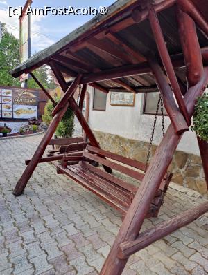 [P05] Restaurant Veverița - terasă » foto by crismis
 - 
<span class="allrVoted glyphicon glyphicon-heart hidden" id="av1391754"></span>
<a class="m-l-10 hidden" id="sv1391754" onclick="voting_Foto_DelVot(,1391754,27280)" role="button">șterge vot <span class="glyphicon glyphicon-remove"></span></a>
<a id="v91391754" class=" c-red"  onclick="voting_Foto_SetVot(1391754)" role="button"><span class="glyphicon glyphicon-heart-empty"></span> <b>LIKE</b> = Votează poza</a> <img class="hidden"  id="f1391754W9" src="/imagini/loader.gif" border="0" /><span class="AjErrMes hidden" id="e1391754ErM"></span>