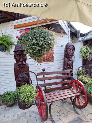[P09] Restaurant Veverița - terasă » foto by crismis
 - 
<span class="allrVoted glyphicon glyphicon-heart hidden" id="av1391758"></span>
<a class="m-l-10 hidden" id="sv1391758" onclick="voting_Foto_DelVot(,1391758,27280)" role="button">șterge vot <span class="glyphicon glyphicon-remove"></span></a>
<a id="v91391758" class=" c-red"  onclick="voting_Foto_SetVot(1391758)" role="button"><span class="glyphicon glyphicon-heart-empty"></span> <b>LIKE</b> = Votează poza</a> <img class="hidden"  id="f1391758W9" src="/imagini/loader.gif" border="0" /><span class="AjErrMes hidden" id="e1391758ErM"></span>
