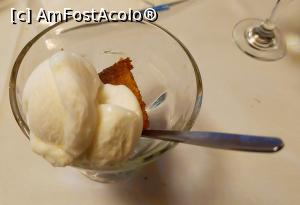 [P34] Taverna O Lakis - &icirc;nghețata și prăjiturica de la finalul mesei » foto by Carmen Ion
 - 
<span class="allrVoted glyphicon glyphicon-heart hidden" id="av1377941"></span>
<a class="m-l-10 hidden" id="sv1377941" onclick="voting_Foto_DelVot(,1377941,27299)" role="button">șterge vot <span class="glyphicon glyphicon-remove"></span></a>
<a id="v91377941" class=" c-red"  onclick="voting_Foto_SetVot(1377941)" role="button"><span class="glyphicon glyphicon-heart-empty"></span> <b>LIKE</b> = Votează poza</a> <img class="hidden"  id="f1377941W9" src="/imagini/loader.gif" border="0" /><span class="AjErrMes hidden" id="e1377941ErM"></span>