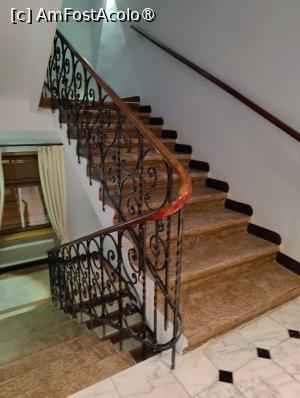 [P11] Atel Hotel Lasserhof; scările » foto by crismis
 - 
<span class="allrVoted glyphicon glyphicon-heart hidden" id="av1428463"></span>
<a class="m-l-10 hidden" id="sv1428463" onclick="voting_Foto_DelVot(,1428463,27314)" role="button">șterge vot <span class="glyphicon glyphicon-remove"></span></a>
<a id="v91428463" class=" c-red"  onclick="voting_Foto_SetVot(1428463)" role="button"><span class="glyphicon glyphicon-heart-empty"></span> <b>LIKE</b> = Votează poza</a> <img class="hidden"  id="f1428463W9" src="/imagini/loader.gif" border="0" /><span class="AjErrMes hidden" id="e1428463ErM"></span>