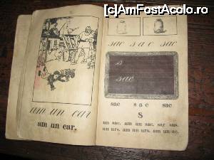 [P12] Vechi abecedar - Muzeul Satului Vrâncean - Crângul Petrești.  » foto by tata123 🔱
 - 
<span class="allrVoted glyphicon glyphicon-heart hidden" id="av702576"></span>
<a class="m-l-10 hidden" id="sv702576" onclick="voting_Foto_DelVot(,702576,27334)" role="button">șterge vot <span class="glyphicon glyphicon-remove"></span></a>
<a id="v9702576" class=" c-red"  onclick="voting_Foto_SetVot(702576)" role="button"><span class="glyphicon glyphicon-heart-empty"></span> <b>LIKE</b> = Votează poza</a> <img class="hidden"  id="f702576W9" src="/imagini/loader.gif" border="0" /><span class="AjErrMes hidden" id="e702576ErM"></span>