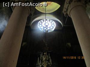 [P10] Geamul cu rosariu, adaugat in sec. XIX dupa moda bisericilor catolice.  » foto by elviramvio
 - 
<span class="allrVoted glyphicon glyphicon-heart hidden" id="av811152"></span>
<a class="m-l-10 hidden" id="sv811152" onclick="voting_Foto_DelVot(,811152,27353)" role="button">șterge vot <span class="glyphicon glyphicon-remove"></span></a>
<a id="v9811152" class=" c-red"  onclick="voting_Foto_SetVot(811152)" role="button"><span class="glyphicon glyphicon-heart-empty"></span> <b>LIKE</b> = Votează poza</a> <img class="hidden"  id="f811152W9" src="/imagini/loader.gif" border="0" /><span class="AjErrMes hidden" id="e811152ErM"></span>
