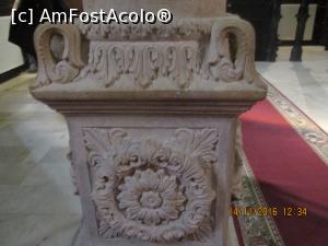 [P09] Baza uneia dintre coloanele de piatra.  » foto by elviramvio
 - 
<span class="allrVoted glyphicon glyphicon-heart hidden" id="av811150"></span>
<a class="m-l-10 hidden" id="sv811150" onclick="voting_Foto_DelVot(,811150,27353)" role="button">șterge vot <span class="glyphicon glyphicon-remove"></span></a>
<a id="v9811150" class=" c-red"  onclick="voting_Foto_SetVot(811150)" role="button"><span class="glyphicon glyphicon-heart-empty"></span> <b>LIKE</b> = Votează poza</a> <img class="hidden"  id="f811150W9" src="/imagini/loader.gif" border="0" /><span class="AjErrMes hidden" id="e811150ErM"></span>