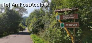 [P04] Intrare în Podlesok. » foto by Aurici
 - 
<span class="allrVoted glyphicon glyphicon-heart hidden" id="av1283605"></span>
<a class="m-l-10 hidden" id="sv1283605" onclick="voting_Foto_DelVot(,1283605,27374)" role="button">șterge vot <span class="glyphicon glyphicon-remove"></span></a>
<a id="v91283605" class=" c-red"  onclick="voting_Foto_SetVot(1283605)" role="button"><span class="glyphicon glyphicon-heart-empty"></span> <b>LIKE</b> = Votează poza</a> <img class="hidden"  id="f1283605W9" src="/imagini/loader.gif" border="0" /><span class="AjErrMes hidden" id="e1283605ErM"></span>
