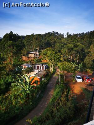 [P20] Vedere de pe terasă spre parcare » foto by cata2106
 - 
<span class="allrVoted glyphicon glyphicon-heart hidden" id="av1289622"></span>
<a class="m-l-10 hidden" id="sv1289622" onclick="voting_Foto_DelVot(,1289622,27411)" role="button">șterge vot <span class="glyphicon glyphicon-remove"></span></a>
<a id="v91289622" class=" c-red"  onclick="voting_Foto_SetVot(1289622)" role="button"><span class="glyphicon glyphicon-heart-empty"></span> <b>LIKE</b> = Votează poza</a> <img class="hidden"  id="f1289622W9" src="/imagini/loader.gif" border="0" /><span class="AjErrMes hidden" id="e1289622ErM"></span>