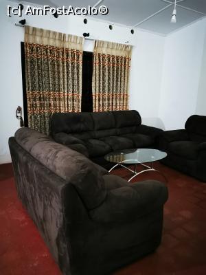 [P09] Zona de living » foto by cata2106
 - 
<span class="allrVoted glyphicon glyphicon-heart hidden" id="av1294412"></span>
<a class="m-l-10 hidden" id="sv1294412" onclick="voting_Foto_DelVot(,1294412,27442)" role="button">șterge vot <span class="glyphicon glyphicon-remove"></span></a>
<a id="v91294412" class=" c-red"  onclick="voting_Foto_SetVot(1294412)" role="button"><span class="glyphicon glyphicon-heart-empty"></span> <b>LIKE</b> = Votează poza</a> <img class="hidden"  id="f1294412W9" src="/imagini/loader.gif" border="0" /><span class="AjErrMes hidden" id="e1294412ErM"></span>