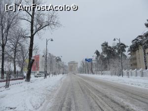 [P02] Arcul de Triumf la începutul anului 2015.  » foto by tata123 🔱
 - 
<span class="allrVoted glyphicon glyphicon-heart hidden" id="av815867"></span>
<a class="m-l-10 hidden" id="sv815867" onclick="voting_Foto_DelVot(,815867,27478)" role="button">șterge vot <span class="glyphicon glyphicon-remove"></span></a>
<a id="v9815867" class=" c-red"  onclick="voting_Foto_SetVot(815867)" role="button"><span class="glyphicon glyphicon-heart-empty"></span> <b>LIKE</b> = Votează poza</a> <img class="hidden"  id="f815867W9" src="/imagini/loader.gif" border="0" /><span class="AjErrMes hidden" id="e815867ErM"></span>