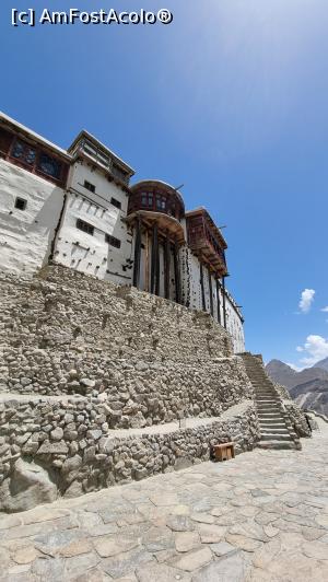 [P59] Baltit Fort » foto by robert
 - 
<span class="allrVoted glyphicon glyphicon-heart hidden" id="av1317713"></span>
<a class="m-l-10 hidden" id="sv1317713" onclick="voting_Foto_DelVot(,1317713,27498)" role="button">șterge vot <span class="glyphicon glyphicon-remove"></span></a>
<a id="v91317713" class=" c-red"  onclick="voting_Foto_SetVot(1317713)" role="button"><span class="glyphicon glyphicon-heart-empty"></span> <b>LIKE</b> = Votează poza</a> <img class="hidden"  id="f1317713W9" src="/imagini/loader.gif" border="0" /><span class="AjErrMes hidden" id="e1317713ErM"></span>