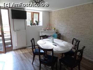 [P03] O parte a sălii de mese. » foto by Safta Radu
 - 
<span class="allrVoted glyphicon glyphicon-heart hidden" id="av1305357"></span>
<a class="m-l-10 hidden" id="sv1305357" onclick="voting_Foto_DelVot(,1305357,27531)" role="button">șterge vot <span class="glyphicon glyphicon-remove"></span></a>
<a id="v91305357" class=" c-red"  onclick="voting_Foto_SetVot(1305357)" role="button"><span class="glyphicon glyphicon-heart-empty"></span> <b>LIKE</b> = Votează poza</a> <img class="hidden"  id="f1305357W9" src="/imagini/loader.gif" border="0" /><span class="AjErrMes hidden" id="e1305357ErM"></span>