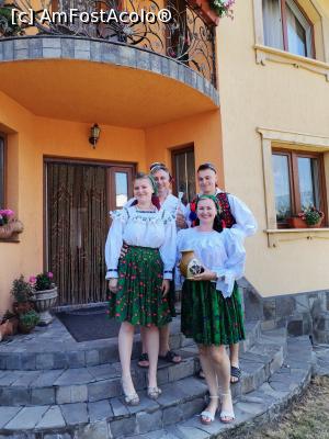 [P15] Ținuta de moroșeni » foto by donna77
 - 
<span class="allrVoted glyphicon glyphicon-heart hidden" id="av1310388"></span>
<a class="m-l-10 hidden" id="sv1310388" onclick="voting_Foto_DelVot(,1310388,27561)" role="button">șterge vot <span class="glyphicon glyphicon-remove"></span></a>
<a id="v91310388" class=" c-red"  onclick="voting_Foto_SetVot(1310388)" role="button"><span class="glyphicon glyphicon-heart-empty"></span> <b>LIKE</b> = Votează poza</a> <img class="hidden"  id="f1310388W9" src="/imagini/loader.gif" border="0" /><span class="AjErrMes hidden" id="e1310388ErM"></span>