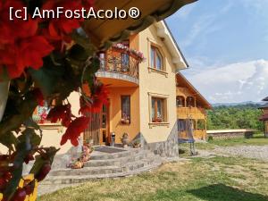 [P04] Casa Traditionala Breb » foto by donna77
 - 
<span class="allrVoted glyphicon glyphicon-heart hidden" id="av1310353"></span>
<a class="m-l-10 hidden" id="sv1310353" onclick="voting_Foto_DelVot(,1310353,27561)" role="button">șterge vot <span class="glyphicon glyphicon-remove"></span></a>
<a id="v91310353" class=" c-red"  onclick="voting_Foto_SetVot(1310353)" role="button"><span class="glyphicon glyphicon-heart-empty"></span> <b>LIKE</b> = Votează poza</a> <img class="hidden"  id="f1310353W9" src="/imagini/loader.gif" border="0" /><span class="AjErrMes hidden" id="e1310353ErM"></span>