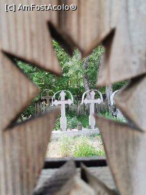 [P11] Model sculptat &icirc;n lemn » foto by donna77
 - 
<span class="allrVoted glyphicon glyphicon-heart hidden" id="av1313142"></span>
<a class="m-l-10 hidden" id="sv1313142" onclick="voting_Foto_DelVot(,1313142,27610)" role="button">șterge vot <span class="glyphicon glyphicon-remove"></span></a>
<a id="v91313142" class=" c-red"  onclick="voting_Foto_SetVot(1313142)" role="button"><span class="glyphicon glyphicon-heart-empty"></span> <b>LIKE</b> = Votează poza</a> <img class="hidden"  id="f1313142W9" src="/imagini/loader.gif" border="0" /><span class="AjErrMes hidden" id="e1313142ErM"></span>