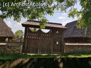 [P19] Case tradiționale » foto by donna77
 - 
<span class="allrVoted glyphicon glyphicon-heart hidden" id="av1313234"></span>
<a class="m-l-10 hidden" id="sv1313234" onclick="voting_Foto_DelVot(,1313234,27610)" role="button">șterge vot <span class="glyphicon glyphicon-remove"></span></a>
<a id="v91313234" class=" c-red"  onclick="voting_Foto_SetVot(1313234)" role="button"><span class="glyphicon glyphicon-heart-empty"></span> <b>LIKE</b> = Votează poza</a> <img class="hidden"  id="f1313234W9" src="/imagini/loader.gif" border="0" /><span class="AjErrMes hidden" id="e1313234ErM"></span>