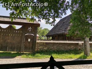 [P20] Casă tradițională » foto by donna77
 - 
<span class="allrVoted glyphicon glyphicon-heart hidden" id="av1313235"></span>
<a class="m-l-10 hidden" id="sv1313235" onclick="voting_Foto_DelVot(,1313235,27610)" role="button">șterge vot <span class="glyphicon glyphicon-remove"></span></a>
<a id="v91313235" class=" c-red"  onclick="voting_Foto_SetVot(1313235)" role="button"><span class="glyphicon glyphicon-heart-empty"></span> <b>LIKE</b> = Votează poza</a> <img class="hidden"  id="f1313235W9" src="/imagini/loader.gif" border="0" /><span class="AjErrMes hidden" id="e1313235ErM"></span>