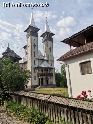 [P04] Biserica ortodoxa nouă » foto by donna77
 - 
<span class="allrVoted glyphicon glyphicon-heart hidden" id="av1313133"></span>
<a class="m-l-10 hidden" id="sv1313133" onclick="voting_Foto_DelVot(,1313133,27610)" role="button">șterge vot <span class="glyphicon glyphicon-remove"></span></a>
<a id="v91313133" class=" c-red"  onclick="voting_Foto_SetVot(1313133)" role="button"><span class="glyphicon glyphicon-heart-empty"></span> <b>LIKE</b> = Votează poza</a> <img class="hidden"  id="f1313133W9" src="/imagini/loader.gif" border="0" /><span class="AjErrMes hidden" id="e1313133ErM"></span>