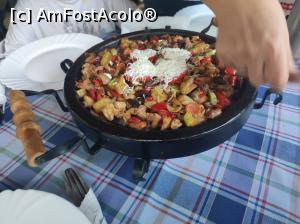 [P03] Mancare preparata de gazde » foto by Astor
 - 
<span class="allrVoted glyphicon glyphicon-heart hidden" id="av1371498"></span>
<a class="m-l-10 hidden" id="sv1371498" onclick="voting_Foto_DelVot(,1371498,27689)" role="button">șterge vot <span class="glyphicon glyphicon-remove"></span></a>
<a id="v91371498" class=" c-red"  onclick="voting_Foto_SetVot(1371498)" role="button"><span class="glyphicon glyphicon-heart-empty"></span> <b>LIKE</b> = Votează poza</a> <img class="hidden"  id="f1371498W9" src="/imagini/loader.gif" border="0" /><span class="AjErrMes hidden" id="e1371498ErM"></span>