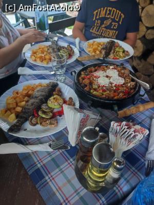 [P04] Cina preparata de gazde » foto by Astor
 - 
<span class="allrVoted glyphicon glyphicon-heart hidden" id="av1371499"></span>
<a class="m-l-10 hidden" id="sv1371499" onclick="voting_Foto_DelVot(,1371499,27689)" role="button">șterge vot <span class="glyphicon glyphicon-remove"></span></a>
<a id="v91371499" class=" c-red"  onclick="voting_Foto_SetVot(1371499)" role="button"><span class="glyphicon glyphicon-heart-empty"></span> <b>LIKE</b> = Votează poza</a> <img class="hidden"  id="f1371499W9" src="/imagini/loader.gif" border="0" /><span class="AjErrMes hidden" id="e1371499ErM"></span>