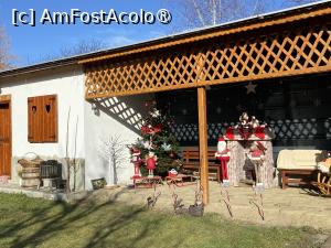 [P15] Pensiunea Melania Chiojdu - decor de Crăciun » foto by nicole33
 - 
<span class="allrVoted glyphicon glyphicon-heart hidden" id="av1511480"></span>
<a class="m-l-10 hidden" id="sv1511480" onclick="voting_Foto_DelVot(,1511480,27780)" role="button">șterge vot <span class="glyphicon glyphicon-remove"></span></a>
<a id="v91511480" class=" c-red"  onclick="voting_Foto_SetVot(1511480)" role="button"><span class="glyphicon glyphicon-heart-empty"></span> <b>LIKE</b> = Votează poza</a> <img class="hidden"  id="f1511480W9" src="/imagini/loader.gif" border="0" /><span class="AjErrMes hidden" id="e1511480ErM"></span>