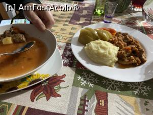 [P60] Pensiunea Melania Chiojdu - la prânz » foto by nicole33
 - 
<span class="allrVoted glyphicon glyphicon-heart hidden" id="av1511525"></span>
<a class="m-l-10 hidden" id="sv1511525" onclick="voting_Foto_DelVot(,1511525,27780)" role="button">șterge vot <span class="glyphicon glyphicon-remove"></span></a>
<a id="v91511525" class=" c-red"  onclick="voting_Foto_SetVot(1511525)" role="button"><span class="glyphicon glyphicon-heart-empty"></span> <b>LIKE</b> = Votează poza</a> <img class="hidden"  id="f1511525W9" src="/imagini/loader.gif" border="0" /><span class="AjErrMes hidden" id="e1511525ErM"></span>