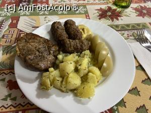 [P68] Pensiunea Melania Chiojdu - la cină » foto by nicole33
 - 
<span class="allrVoted glyphicon glyphicon-heart hidden" id="av1511533"></span>
<a class="m-l-10 hidden" id="sv1511533" onclick="voting_Foto_DelVot(,1511533,27780)" role="button">șterge vot <span class="glyphicon glyphicon-remove"></span></a>
<a id="v91511533" class=" c-red"  onclick="voting_Foto_SetVot(1511533)" role="button"><span class="glyphicon glyphicon-heart-empty"></span> <b>LIKE</b> = Votează poza</a> <img class="hidden"  id="f1511533W9" src="/imagini/loader.gif" border="0" /><span class="AjErrMes hidden" id="e1511533ErM"></span>