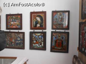 [P11 <small>[MAR-2024]</small>] Sibiel - Muzeul de icoane pe sticlă. » foto by iulianic
 - 
<span class="allrVoted glyphicon glyphicon-heart hidden" id="av1419922"></span>
<a class="m-l-10 hidden" id="sv1419922" onclick="voting_Foto_DelVot(,1419922,27800)" role="button">șterge vot <span class="glyphicon glyphicon-remove"></span></a>
<a id="v91419922" class=" c-red"  onclick="voting_Foto_SetVot(1419922)" role="button"><span class="glyphicon glyphicon-heart-empty"></span> <b>LIKE</b> = Votează poza</a> <img class="hidden"  id="f1419922W9" src="/imagini/loader.gif" border="0" /><span class="AjErrMes hidden" id="e1419922ErM"></span>