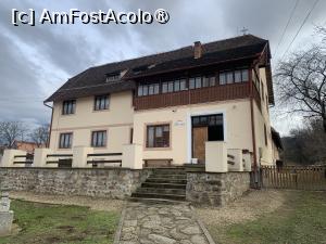 [P08] Muzeul de icoane pe sticlă Sibiel » foto by AZE
 - 
<span class="allrVoted glyphicon glyphicon-heart hidden" id="av1405164"></span>
<a class="m-l-10 hidden" id="sv1405164" onclick="voting_Foto_DelVot(,1405164,27800)" role="button">șterge vot <span class="glyphicon glyphicon-remove"></span></a>
<a id="v91405164" class=" c-red"  onclick="voting_Foto_SetVot(1405164)" role="button"><span class="glyphicon glyphicon-heart-empty"></span> <b>LIKE</b> = Votează poza</a> <img class="hidden"  id="f1405164W9" src="/imagini/loader.gif" border="0" /><span class="AjErrMes hidden" id="e1405164ErM"></span>