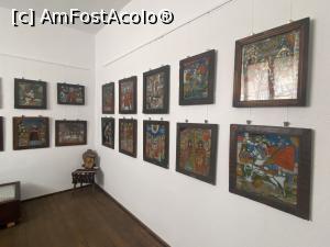 [P57] Muzeul icoanelor pe sticla - exponate » foto by mishu
 - 
<span class="allrVoted glyphicon glyphicon-heart hidden" id="av1339221"></span>
<a class="m-l-10 hidden" id="sv1339221" onclick="voting_Foto_DelVot(,1339221,27800)" role="button">șterge vot <span class="glyphicon glyphicon-remove"></span></a>
<a id="v91339221" class=" c-red"  onclick="voting_Foto_SetVot(1339221)" role="button"><span class="glyphicon glyphicon-heart-empty"></span> <b>LIKE</b> = Votează poza</a> <img class="hidden"  id="f1339221W9" src="/imagini/loader.gif" border="0" /><span class="AjErrMes hidden" id="e1339221ErM"></span>