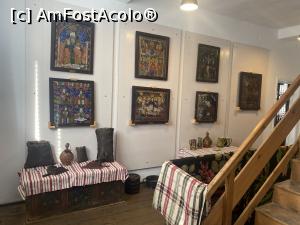 [P83] Muzeul icoanelor pe sticla - si alte exponate, nu numai icoane pe sticla » foto by mishu
 - 
<span class="allrVoted glyphicon glyphicon-heart hidden" id="av1339247"></span>
<a class="m-l-10 hidden" id="sv1339247" onclick="voting_Foto_DelVot(,1339247,27800)" role="button">șterge vot <span class="glyphicon glyphicon-remove"></span></a>
<a id="v91339247" class=" c-red"  onclick="voting_Foto_SetVot(1339247)" role="button"><span class="glyphicon glyphicon-heart-empty"></span> <b>LIKE</b> = Votează poza</a> <img class="hidden"  id="f1339247W9" src="/imagini/loader.gif" border="0" /><span class="AjErrMes hidden" id="e1339247ErM"></span>