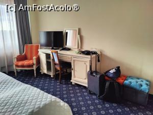 [P10] Hotel Coandi; camera noastră » foto by crismis
 - 
<span class="allrVoted glyphicon glyphicon-heart hidden" id="av1502734"></span>
<a class="m-l-10 hidden" id="sv1502734" onclick="voting_Foto_DelVot(,1502734,27815)" role="button">șterge vot <span class="glyphicon glyphicon-remove"></span></a>
<a id="v91502734" class=" c-red"  onclick="voting_Foto_SetVot(1502734)" role="button"><span class="glyphicon glyphicon-heart-empty"></span> <b>LIKE</b> = Votează poza</a> <img class="hidden"  id="f1502734W9" src="/imagini/loader.gif" border="0" /><span class="AjErrMes hidden" id="e1502734ErM"></span>