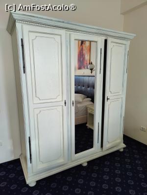 [P08] Hotel Coandi; camera noastră » foto by crismis
 - 
<span class="allrVoted glyphicon glyphicon-heart hidden" id="av1502732"></span>
<a class="m-l-10 hidden" id="sv1502732" onclick="voting_Foto_DelVot(,1502732,27815)" role="button">șterge vot <span class="glyphicon glyphicon-remove"></span></a>
<a id="v91502732" class=" c-red"  onclick="voting_Foto_SetVot(1502732)" role="button"><span class="glyphicon glyphicon-heart-empty"></span> <b>LIKE</b> = Votează poza</a> <img class="hidden"  id="f1502732W9" src="/imagini/loader.gif" border="0" /><span class="AjErrMes hidden" id="e1502732ErM"></span>