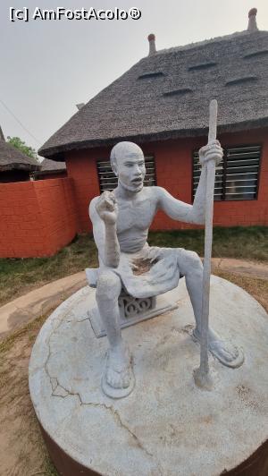 [P39] șeful african în vârstă » foto by robert
 - 
<span class="allrVoted glyphicon glyphicon-heart hidden" id="av1348557"></span>
<a class="m-l-10 hidden" id="sv1348557" onclick="voting_Foto_DelVot(,1348557,27880)" role="button">șterge vot <span class="glyphicon glyphicon-remove"></span></a>
<a id="v91348557" class=" c-red"  onclick="voting_Foto_SetVot(1348557)" role="button"><span class="glyphicon glyphicon-heart-empty"></span> <b>LIKE</b> = Votează poza</a> <img class="hidden"  id="f1348557W9" src="/imagini/loader.gif" border="0" /><span class="AjErrMes hidden" id="e1348557ErM"></span>