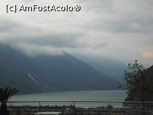 [P13] Lacul Garda văzut de pe terasa pensiunii » foto by ElenaUlrich
 - 
<span class="allrVoted glyphicon glyphicon-heart hidden" id="av1350604"></span>
<a class="m-l-10 hidden" id="sv1350604" onclick="voting_Foto_DelVot(,1350604,27902)" role="button">șterge vot <span class="glyphicon glyphicon-remove"></span></a>
<a id="v91350604" class=" c-red"  onclick="voting_Foto_SetVot(1350604)" role="button"><span class="glyphicon glyphicon-heart-empty"></span> <b>LIKE</b> = Votează poza</a> <img class="hidden"  id="f1350604W9" src="/imagini/loader.gif" border="0" /><span class="AjErrMes hidden" id="e1350604ErM"></span>